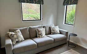 Peaceful Cottage In Beautiful Landscaped Native Bush Gully